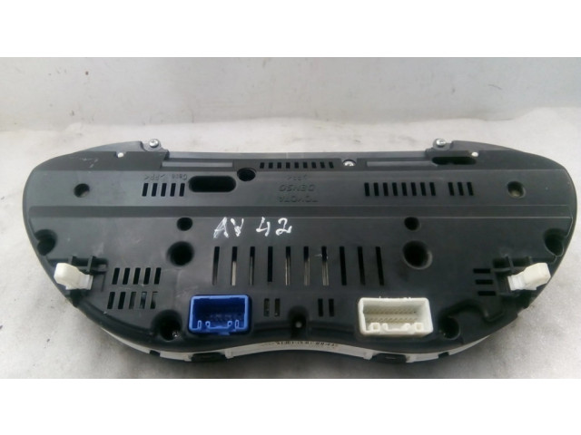 Přístrojová deska Toyota Avensis T250 2005 MB2574300290, 8380005850