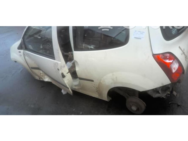 Блок управления двигателя 237104331R   Renault Twingo II
