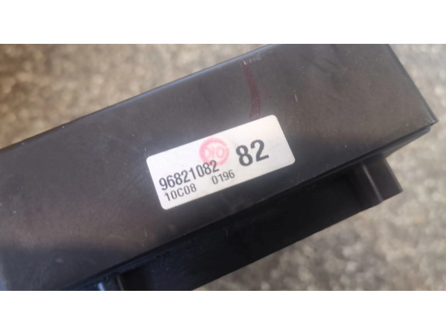 Pojistková skříňka 96821082 Chevrolet Captiva 2010