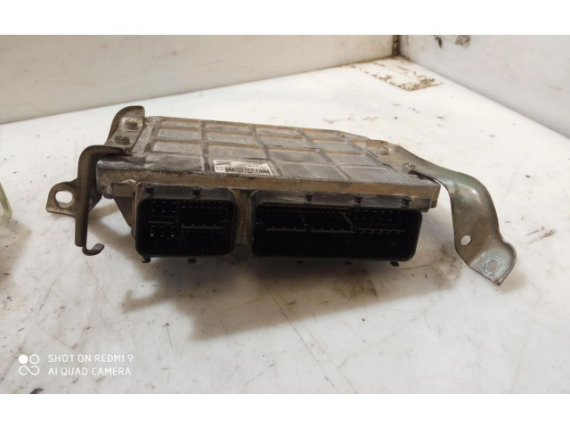 Řídící jednotka 8966105D30 Toyota Avensis T270 2008