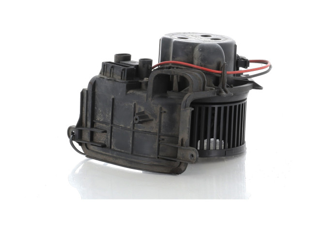 Вентилятор печки    7701057683   Renault Clio II