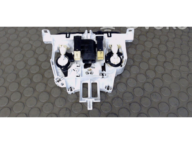 Блок управления климат-контролем Mazda 323