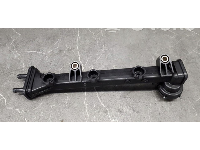 Топливная рампа a1600700295 Smart ForTwo II