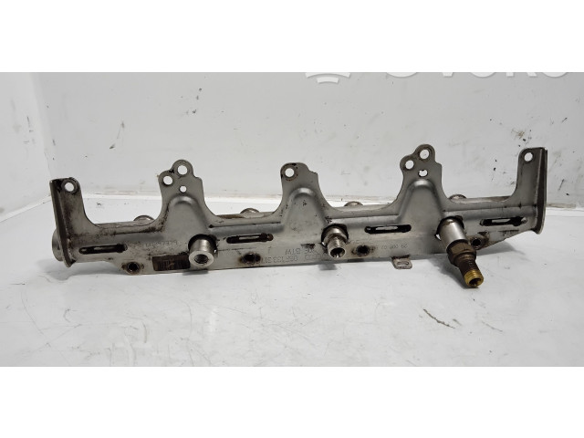 Топливная рампа 06F133317G Audi A3 S3 8P 2.0