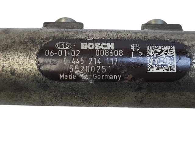 Топливная рампа 0445214117, 55200251 Saab 9-5