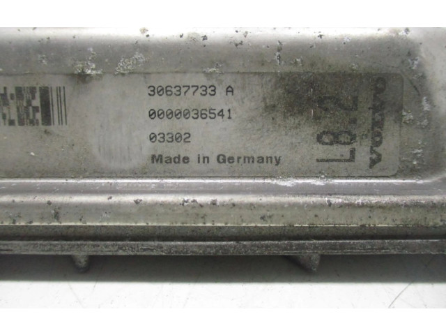 Блок управления двигателем Блок управления 30637733A Volvo S80