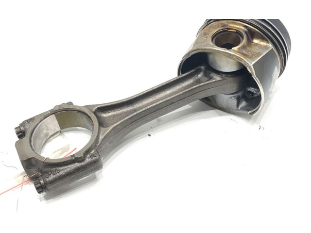 Поршень с шатуном    CXX   Volkswagen Golf VII