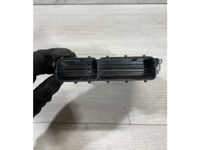 Řídící jednotka 7802266, 0281012190 BMW 5 E60 E61 2003