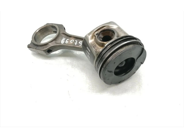  Поршень с шатуном    Jeep Grand Cherokee (WJ)  