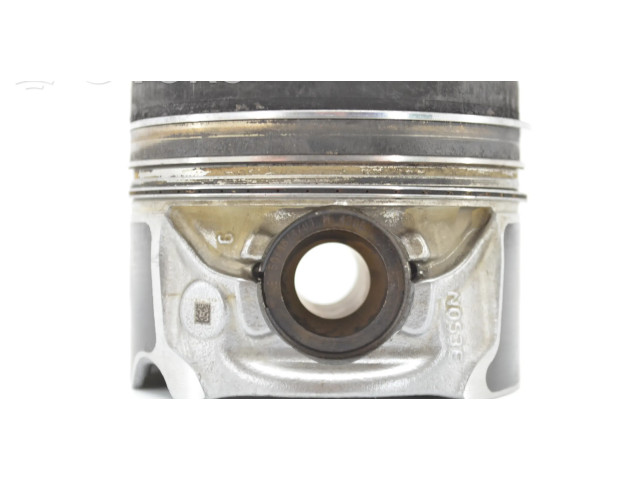 Píst 11258519401 BMW 3 F30 F35 F31 pro naftový motor 2.0 B47D20A