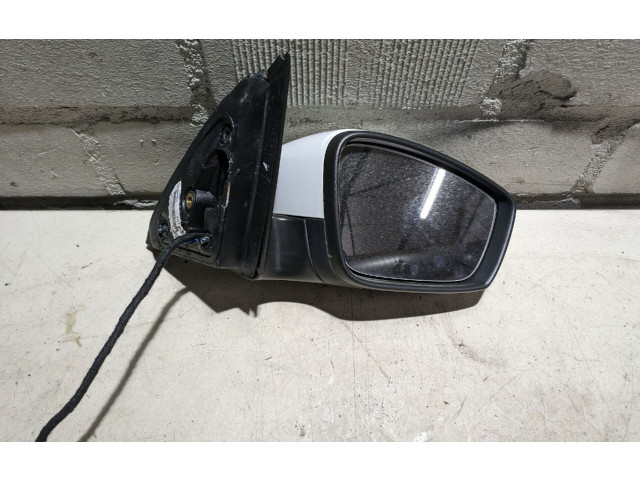 Зеркало электрическое Skoda Rapid (NH) 2012 - 2019 года