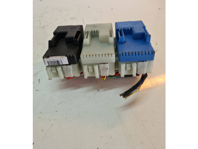 Блок предохранителей  6g9t14k131da, 6g9t14k131ba   Volvo V70    