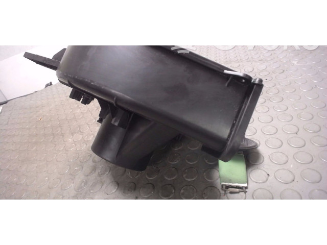 Вентилятор радиатора 6Q1820015C, NICHTZUTREFFEND Skoda Fabia Mk1 (6Y)