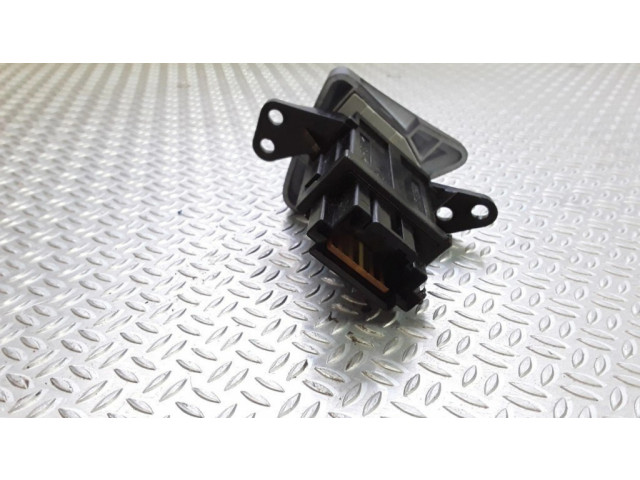 Включатель циркуляции воздуха