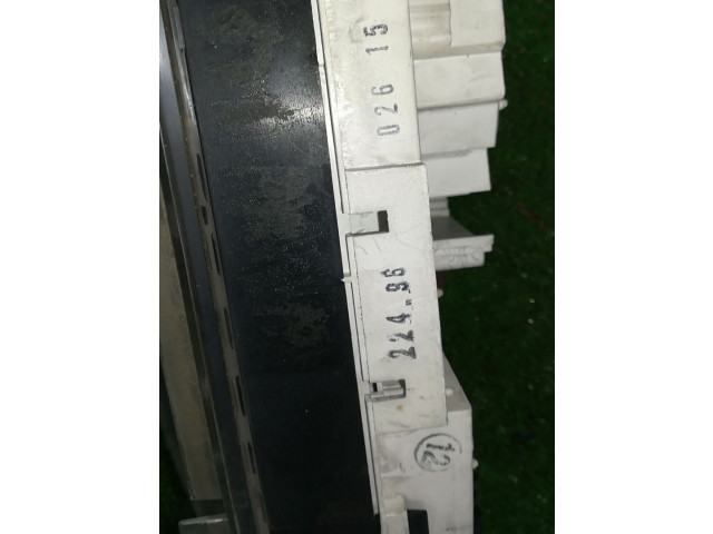 Панель приборов AR0026015   Rover 100       