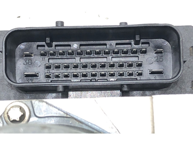 Блок АБС    BMW  X3 E83  2003 - 2010 года