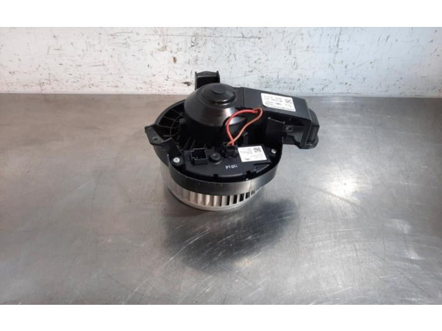 Вентилятор печки    GX7318456AA   Jaguar F-Pace