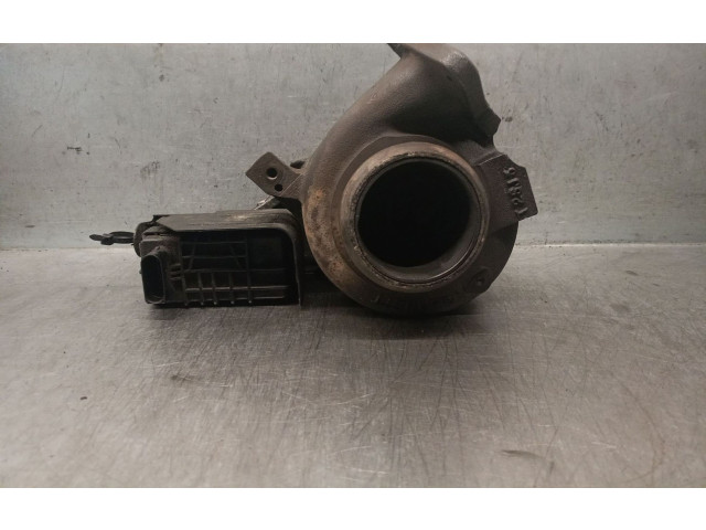 Turbodmychadlo Турбина A6470960099, A6470960099 Mercedes-Benz E W211 OM 647.961