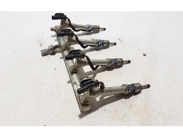 Магистральная трубка топлива 31478555 Volvo S60