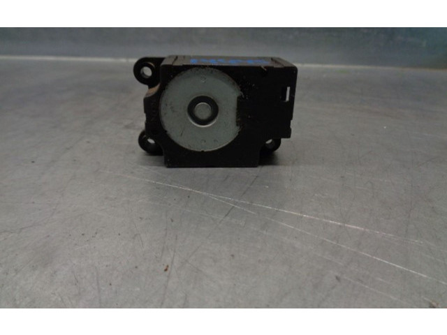 Вентилятор печки    5037520970   Nissan Tiida C11