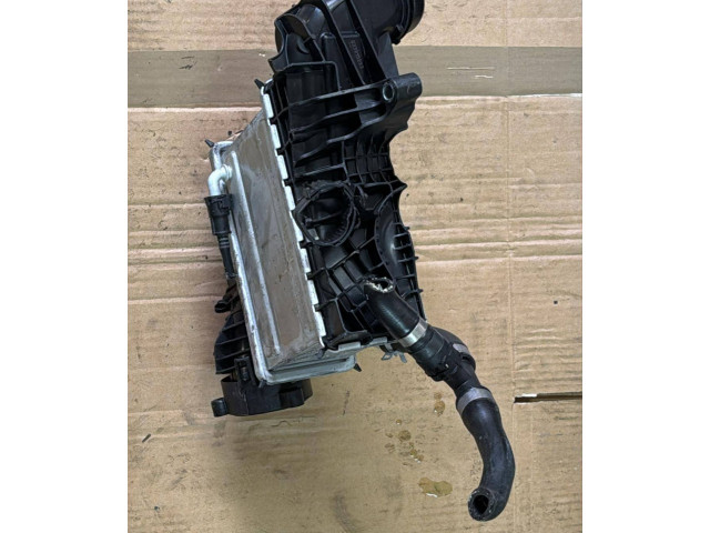 Интеркулер 8641456, 4617067900 Volvo XC90