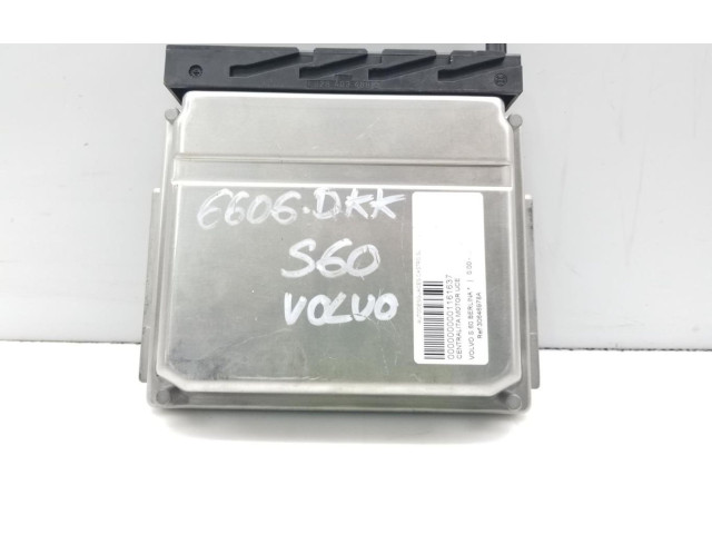 Блок управления двигателем Блок управления 30646978A Volvo S60
