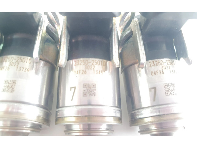 Vstřikovač 2325025010 Toyota RAV 4 (XA50)