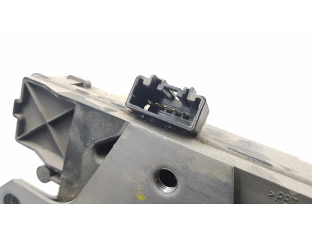 Zámek zadních dveří 3M51R442A66AN Ford Focus C-MAX 2005