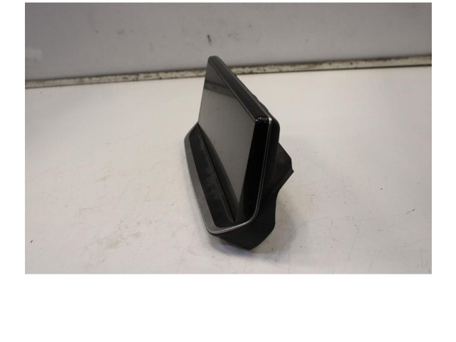 Дисплей       Peugeot 2008 II