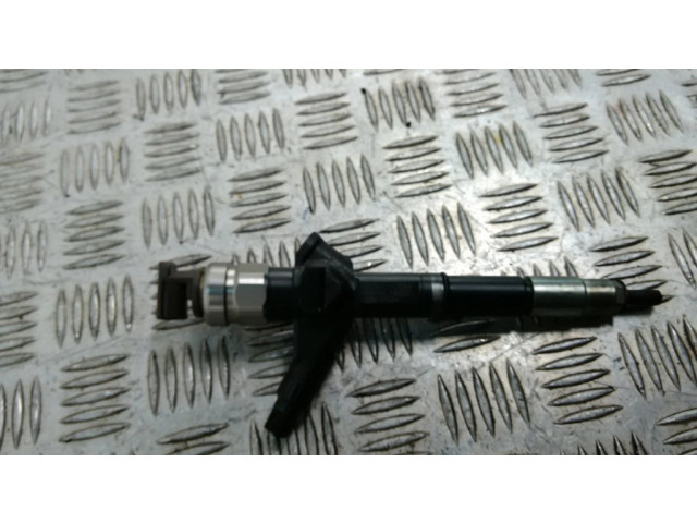 Vstřikovač 16600EB300 Nissan King Cab, Navara pro naftový motor 2.5 YD 25