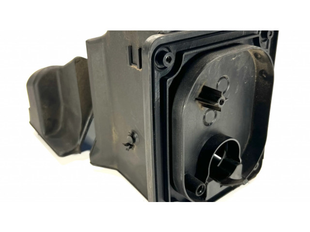 Pojistková skříňka 1387614, 61131387614 BMW 3 E36 1990