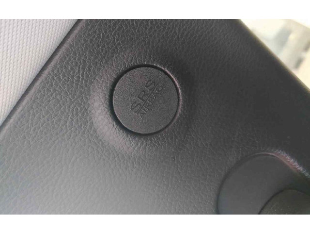 Боковая подушка безопасности    Jeep Renegade