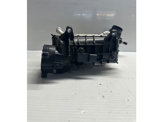 Интеркулер  32339085   Volvo V90 Cross Country 