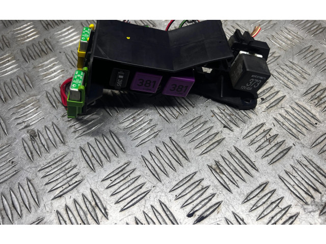 Pojistková skříňka 4E0937503B Audi A8 S8 D3 4E 2004