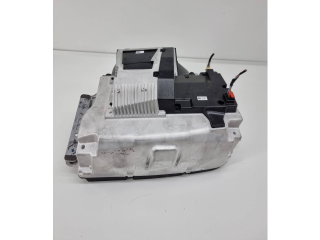 Дисплей    10c919608d   Cupra Born