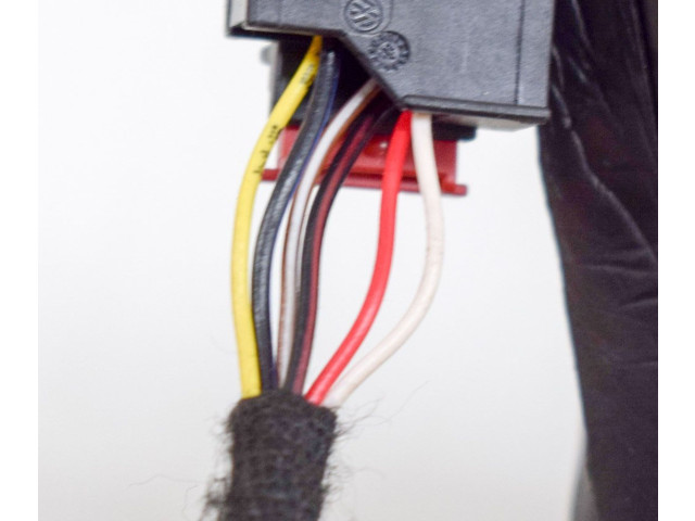 Зеркало электрическое Skoda Octavia Mk4 2019 - года