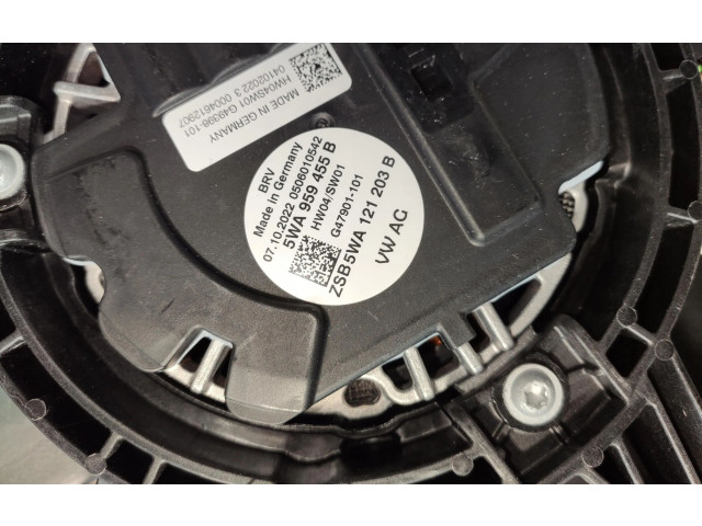 Электрический вентилятор радиаторов Volkswagen Golf VIII 2019 - года