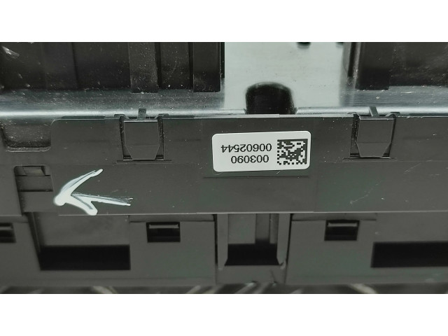 Блок управления климат-контролем JX7T18C612HD   Ford Focus