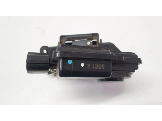 Замок задней крышки