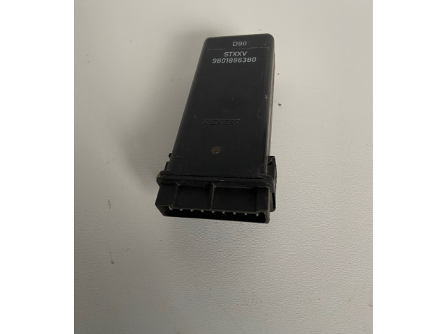 Дисплей    9601886380   Peugeot 605