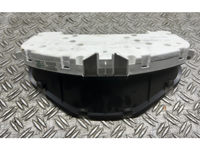 Панель приборов    Volvo V50       