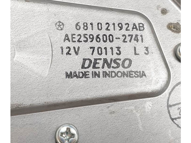 Моторчик заднего дворника 68102192AB Jeep Cherokee