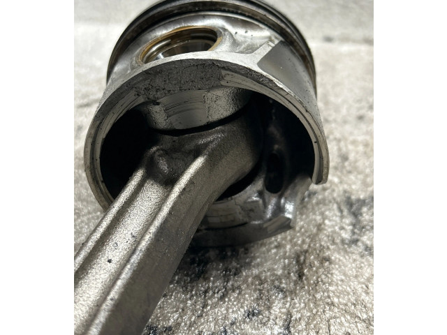 Píst Volkswagen Tiguan