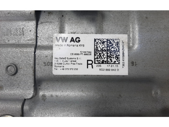 Подушка безопасности для колен 5G2880842D Skoda Octavia Mk3 (5E)