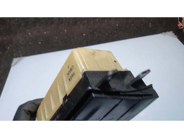 Блок управления климат-контролем PB05CB82C Mazda Premacy