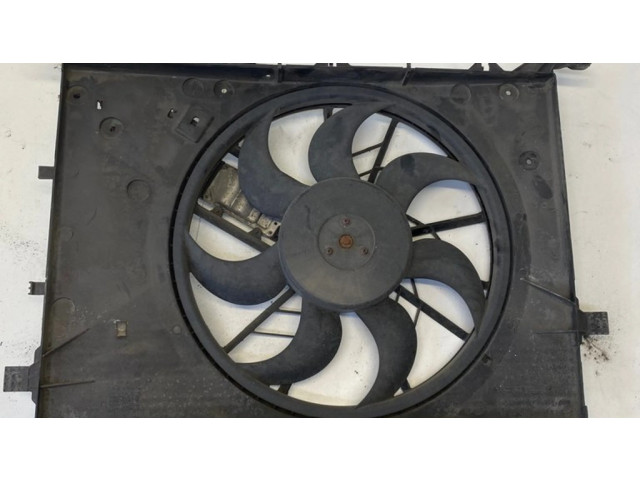 Вентилятор радиатора     30647253, 0130303909    Volvo V70 2.4