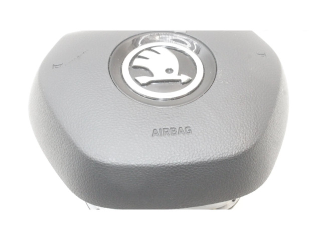 Подушка безопасности водителя 5E3880201S Skoda Octavia Mk4