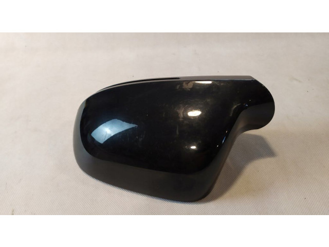 Пластиковая отделка зеркала