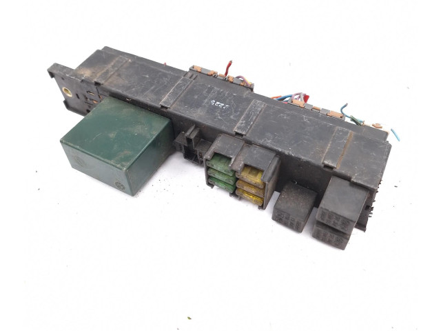   Pojistková skříňka 7676504, A727551   Fiat Punto (176) 1993