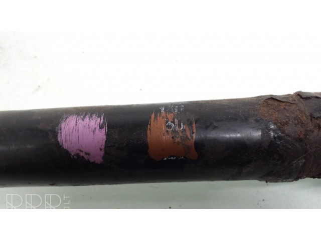 Передняя полуось